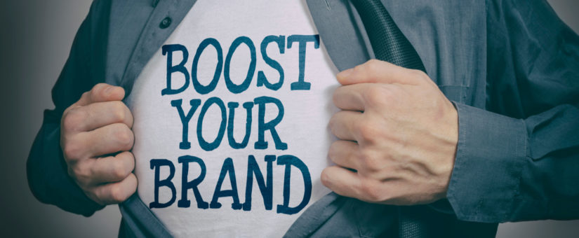 5 Great Reasons to Wear Branded Clothing at Your Place of Business